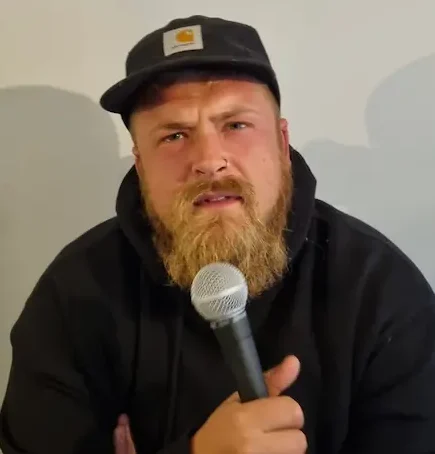 Lou Ridgeway — comedian at Craic Den Comedy Club, Dublin